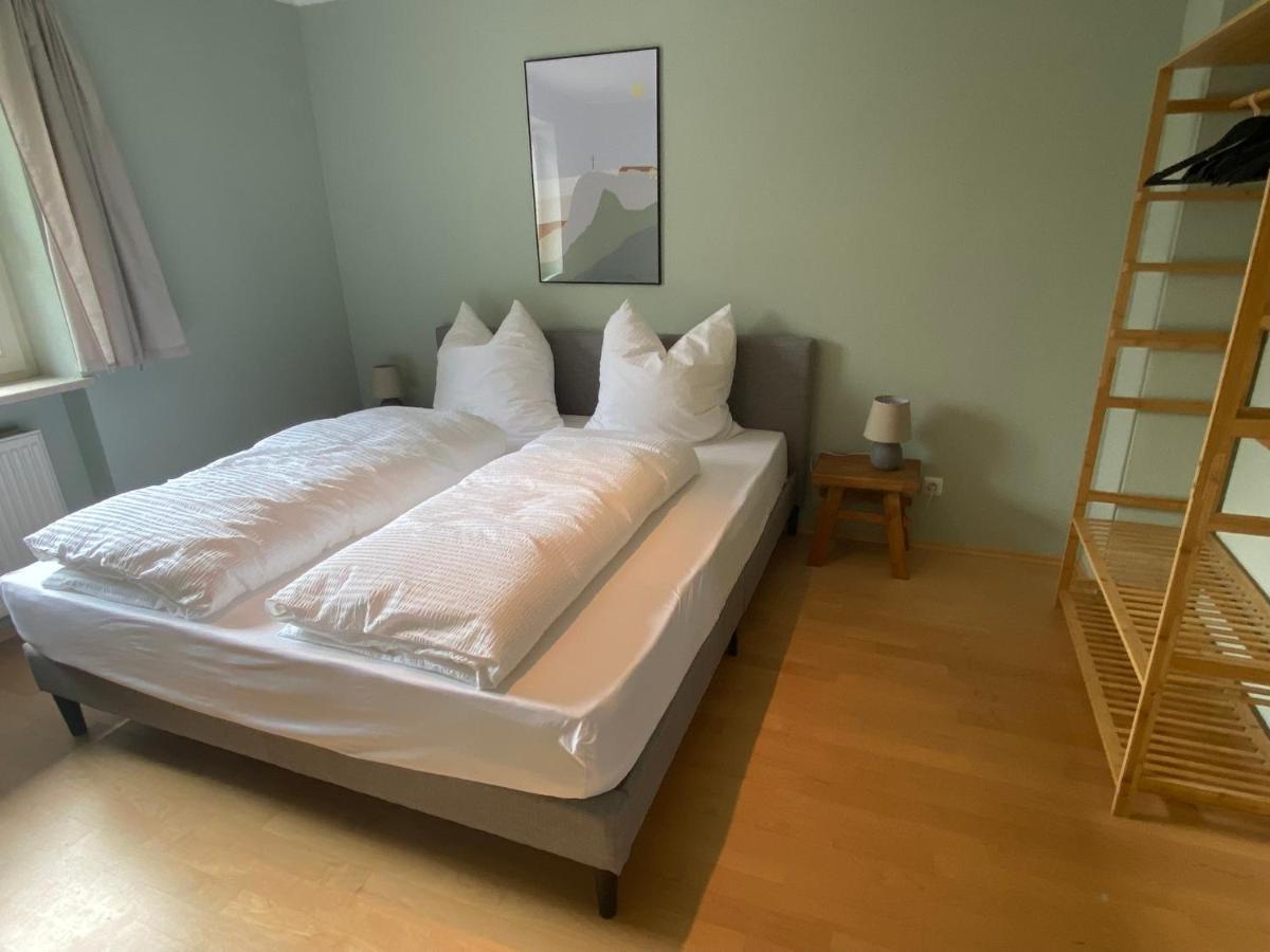 Modern Eingerichtete Wohnung Mit 2 Schlafzimmern Bergen  Exterior photo